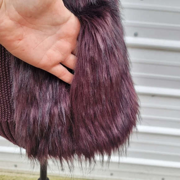 Sebby Collection Vest Faux Fur Front Purple Knit Back with Pockets Hook Small S - Picture 9 of 9